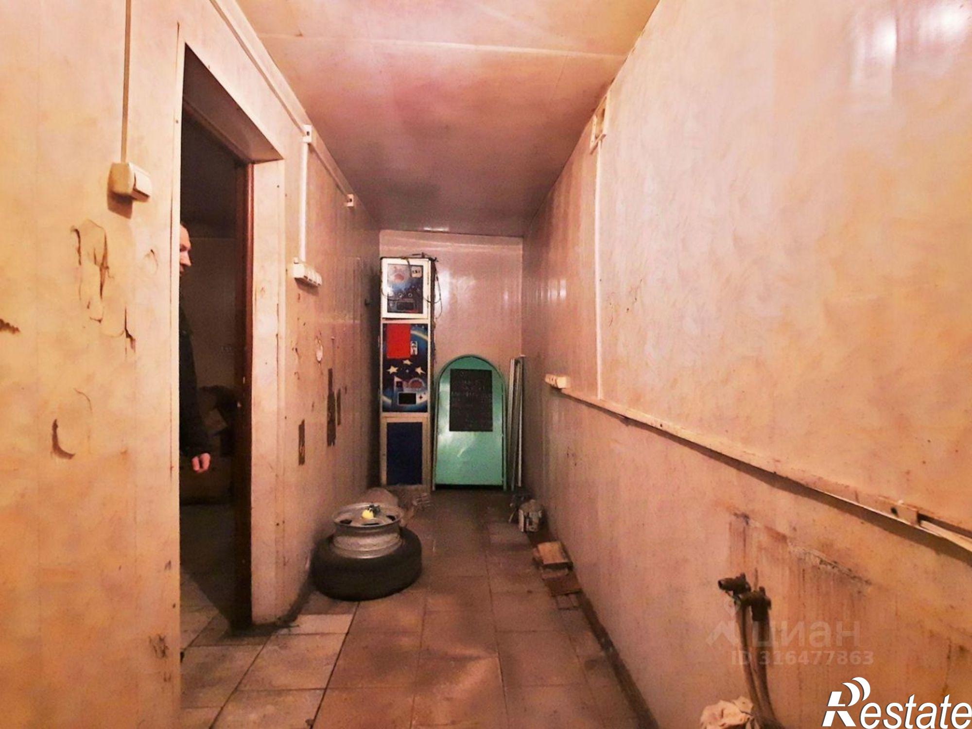 Сдать ОСЗ, отдельно стоящее здание за 175 005 рублей на пр-кт Кирова, 180