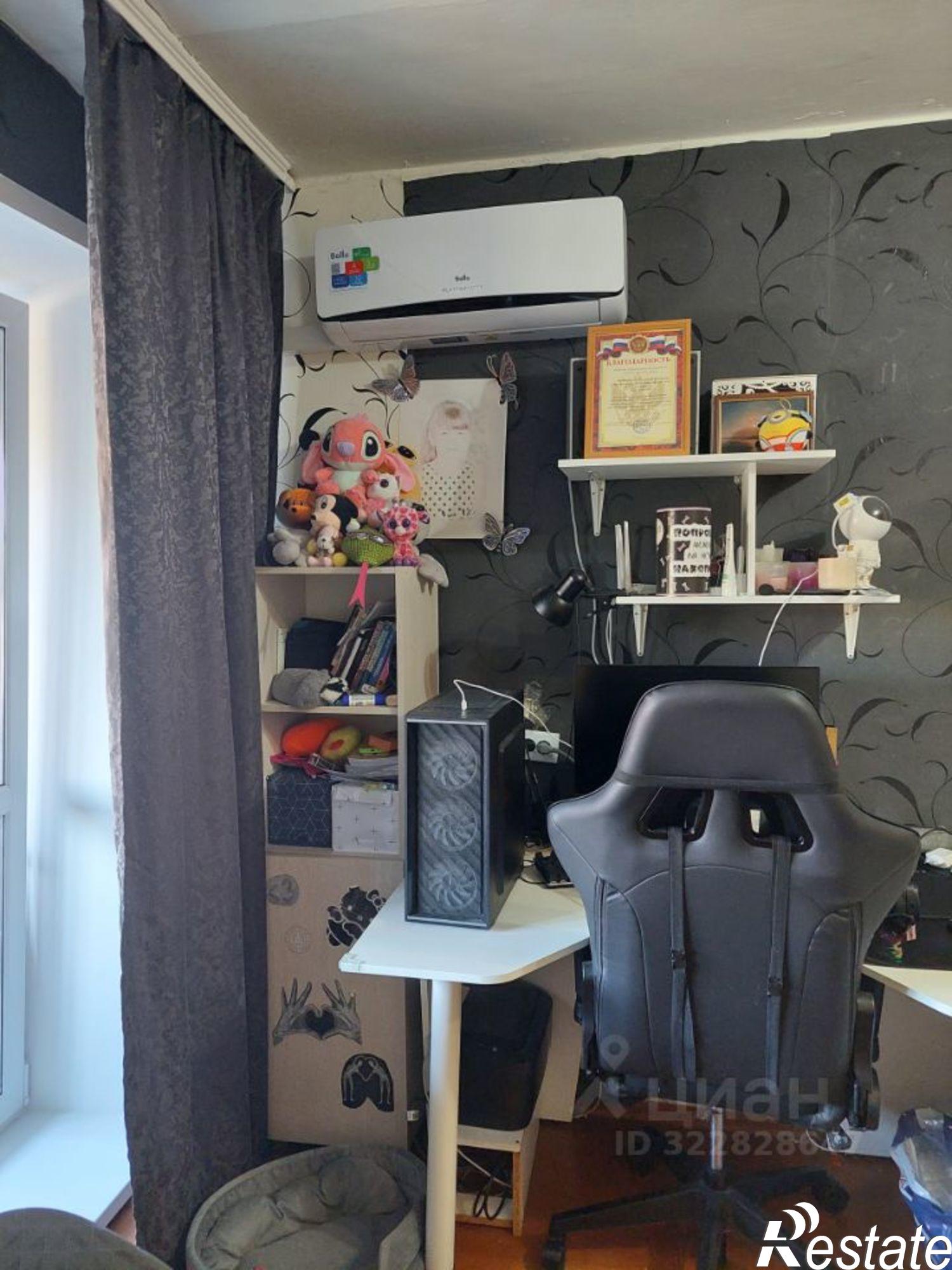 Купить квартиру за 2 100 000 рублей на мкр В-1, 17