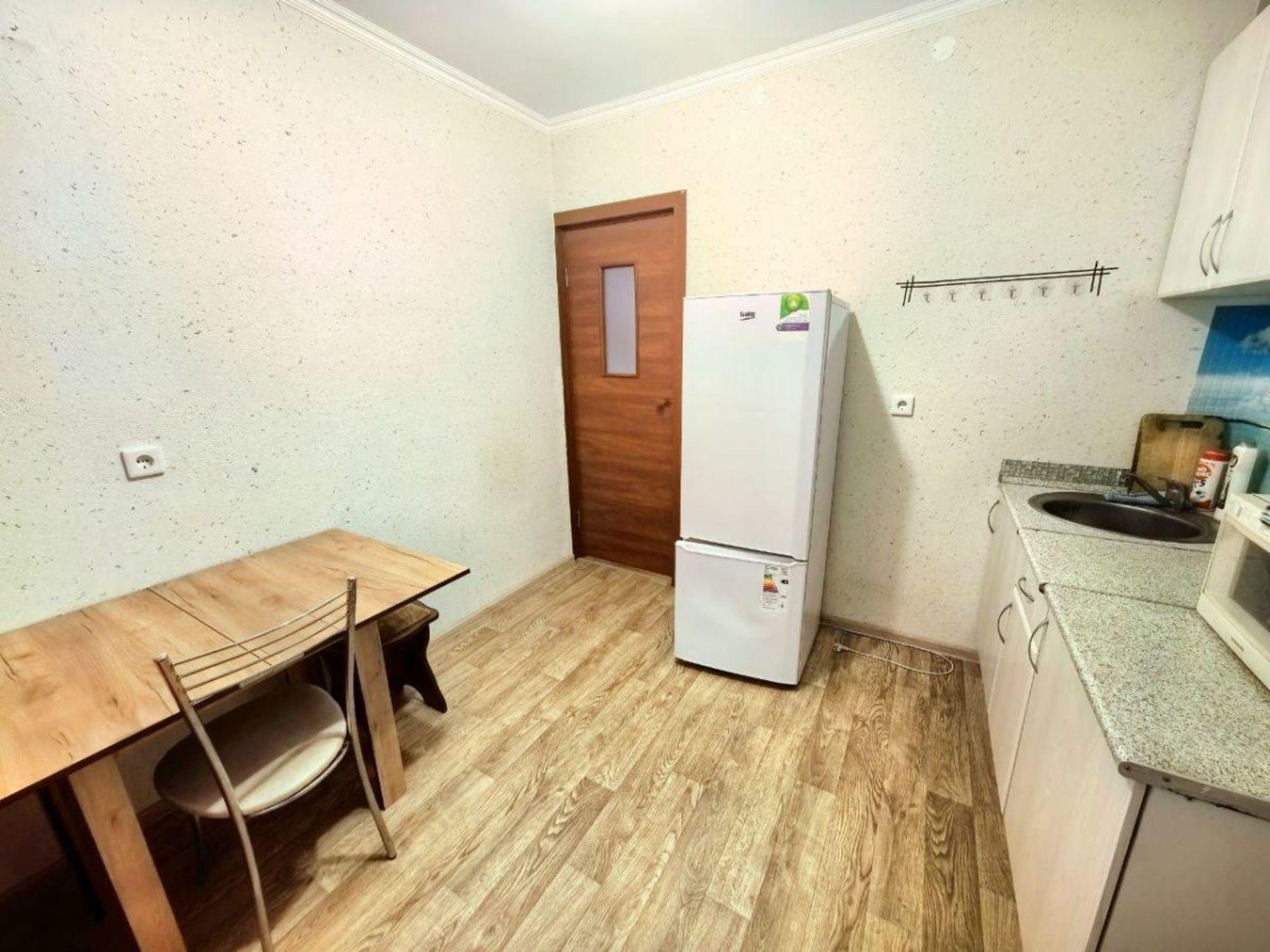 Купить квартиру за 2 700 000 рублей на Академика Дмитрия Козлова, 13,43