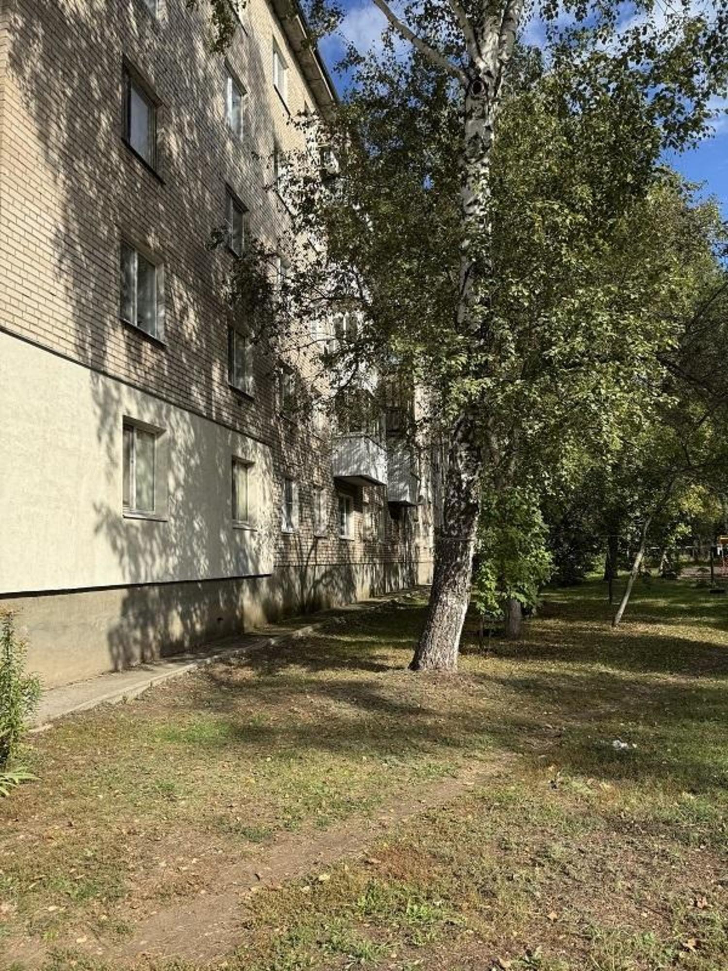 Купить квартиру за 2 200 000 рублей на Южная , 3,17