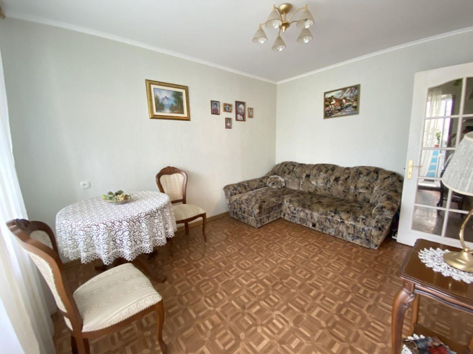 Купить квартиру за 5 350 000 рублей на Коммунаров, 15а,30