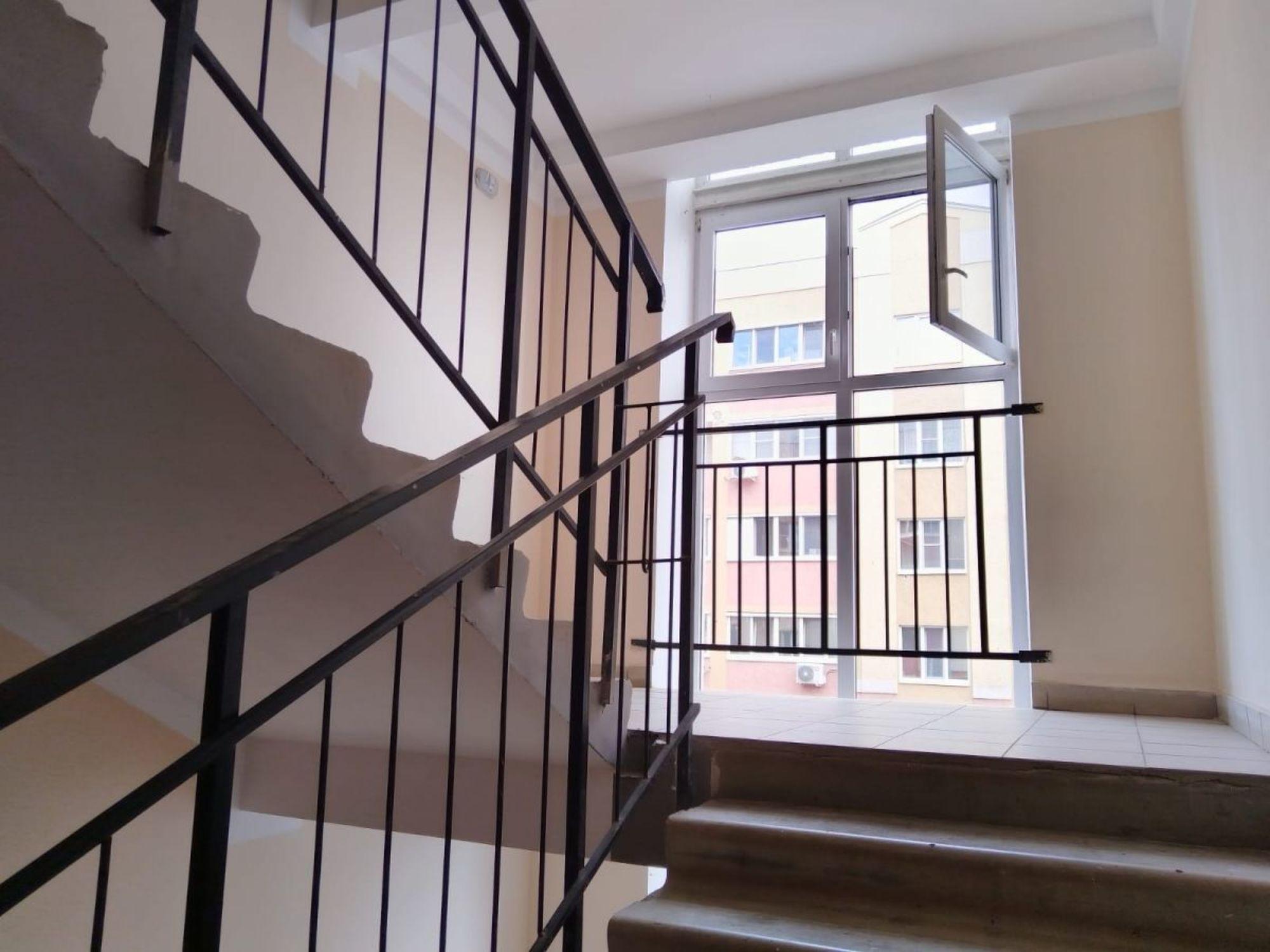 Купить квартиру за 6 550 000 рублей на Луговая, 21,78в