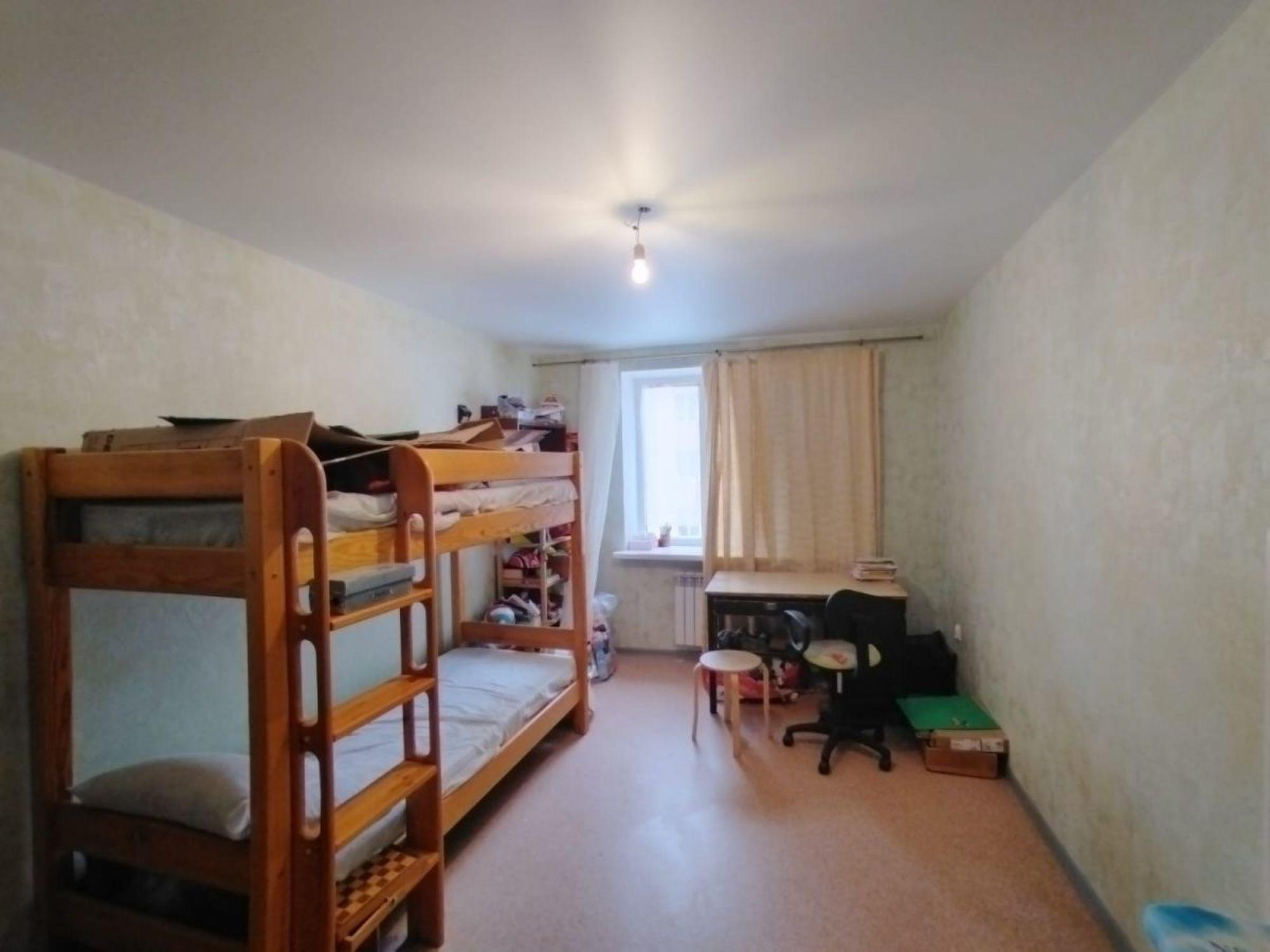 Купить квартиру за 6 550 000 рублей на Луговая, 21,78в