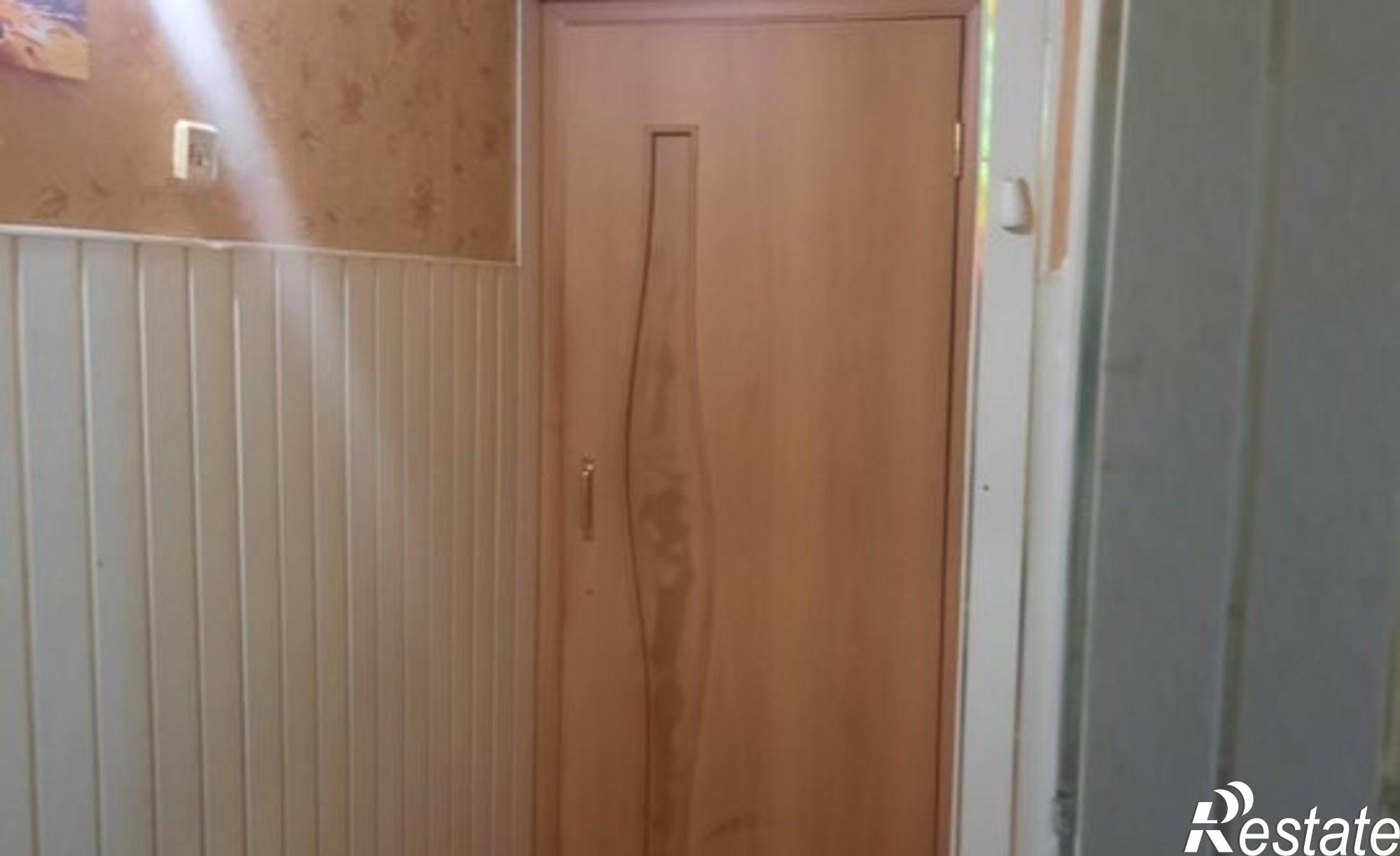 Купить квартиру за 2 300 000 рублей на мкр В-1, 15