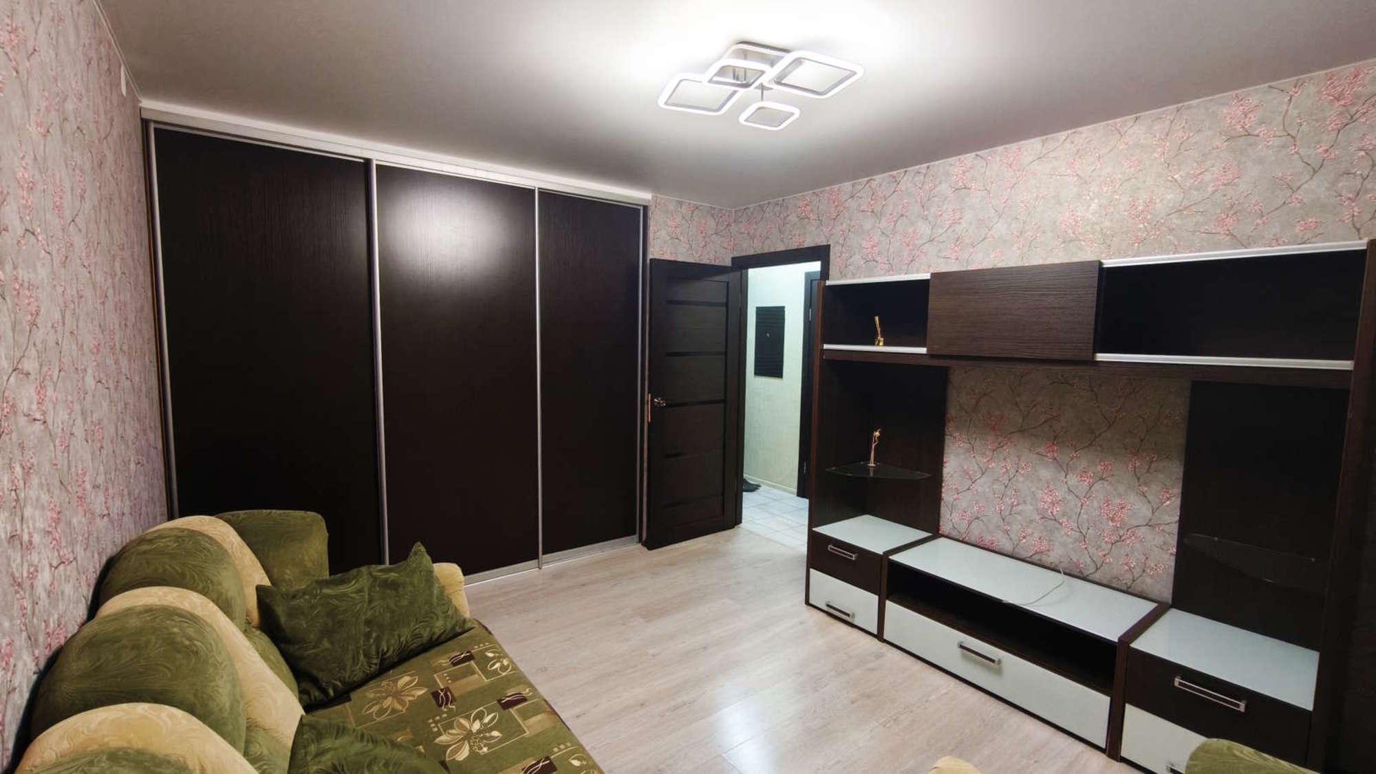 Сдать квартиру за 18 000 рублей на улица Веры Ершовой, 7