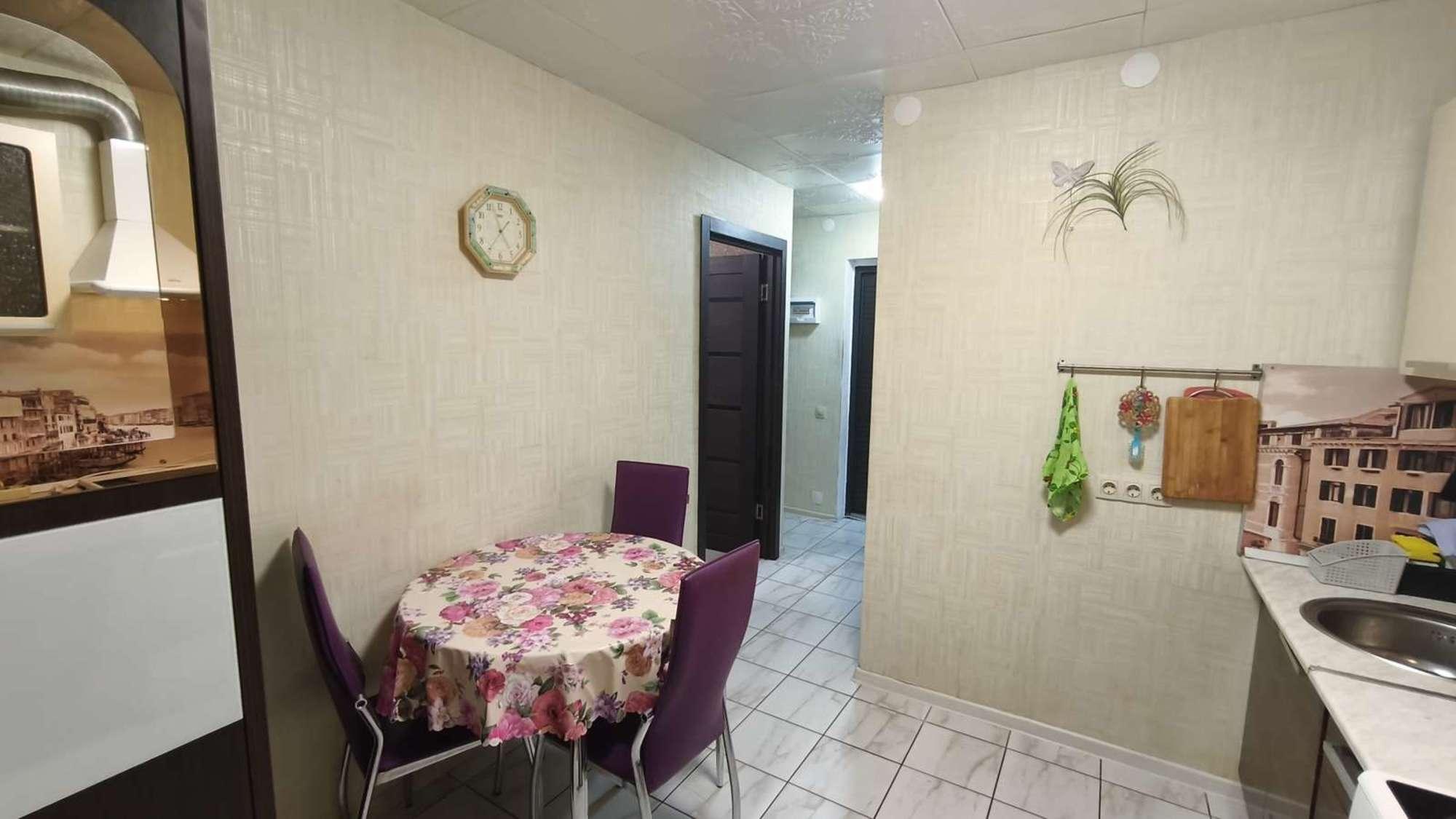 Сдать квартиру за 18 000 рублей на улица Веры Ершовой, 7