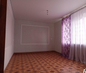 2-комн, 43кв м, этаж 2/2 Волжский район