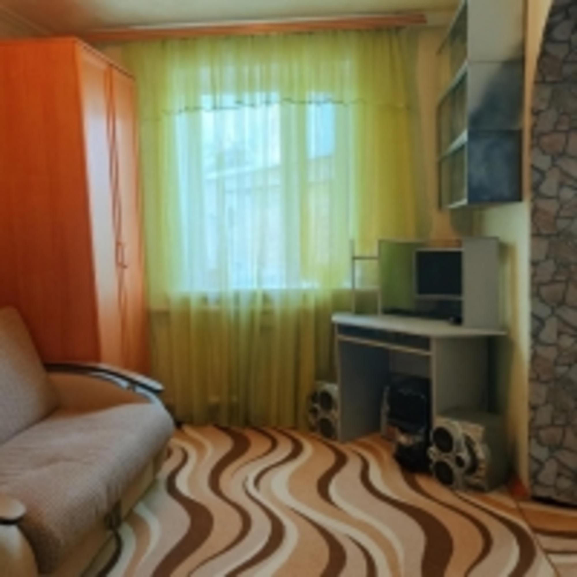 Купить квартиру за 2 450 000 рублей на Аврора ул, 5,139