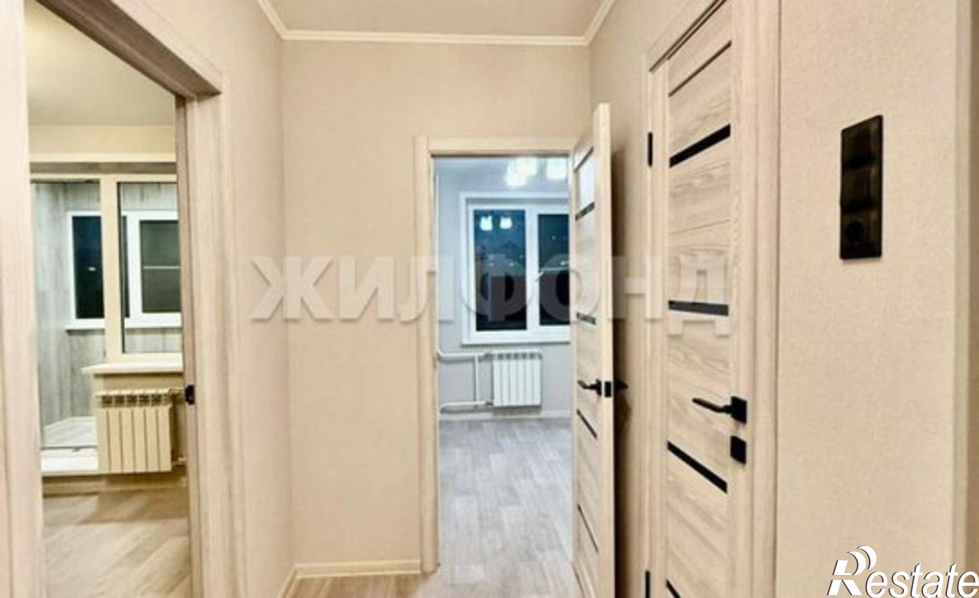 Купить квартиру за 3 863 000 рублей на Тополиная улица, 3