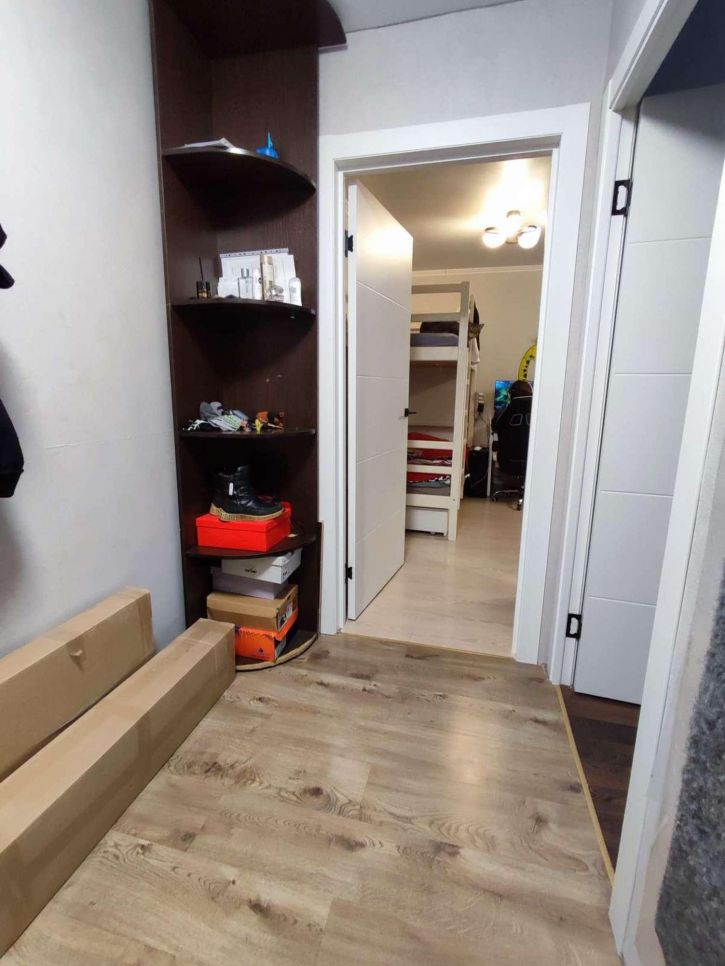 2-комн квартира Строителей улица, 9
