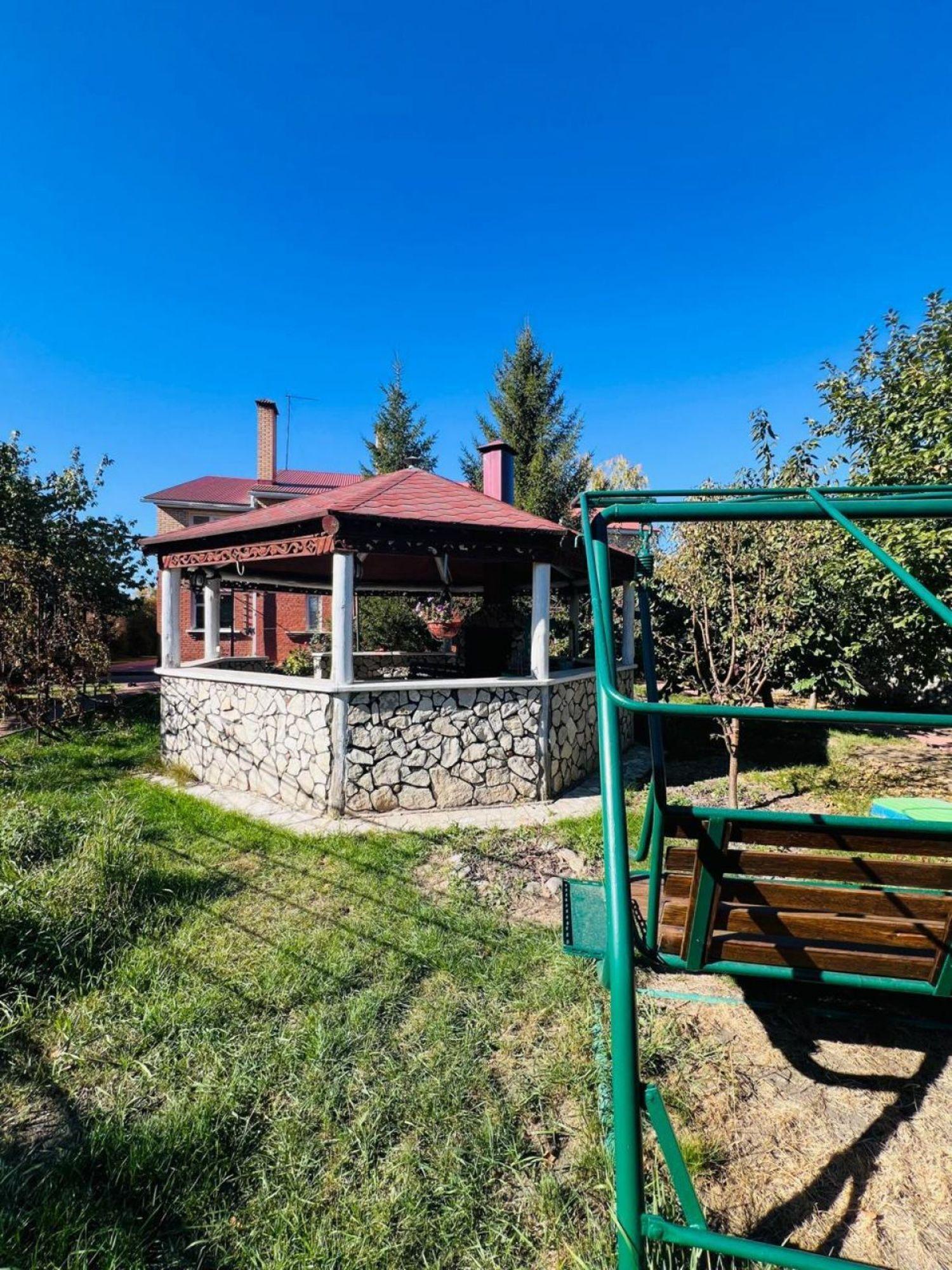 Купить дачу, дом, коттедж за 15 200 000 рублей на Полевая,  5,22