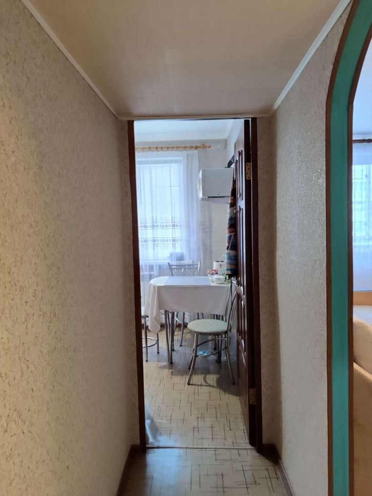 2-комн квартира Островского улица, 18а