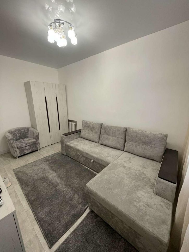 3-комн квартира Коммунистическая улица, 46