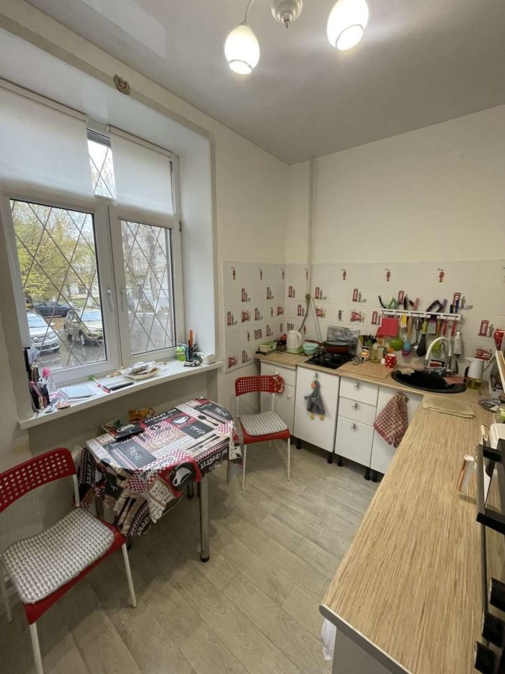 3-комн квартира Коммунистическая улица, 46