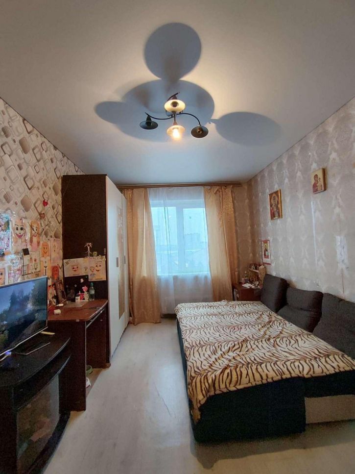 2-комн квартира Островского улица, 28