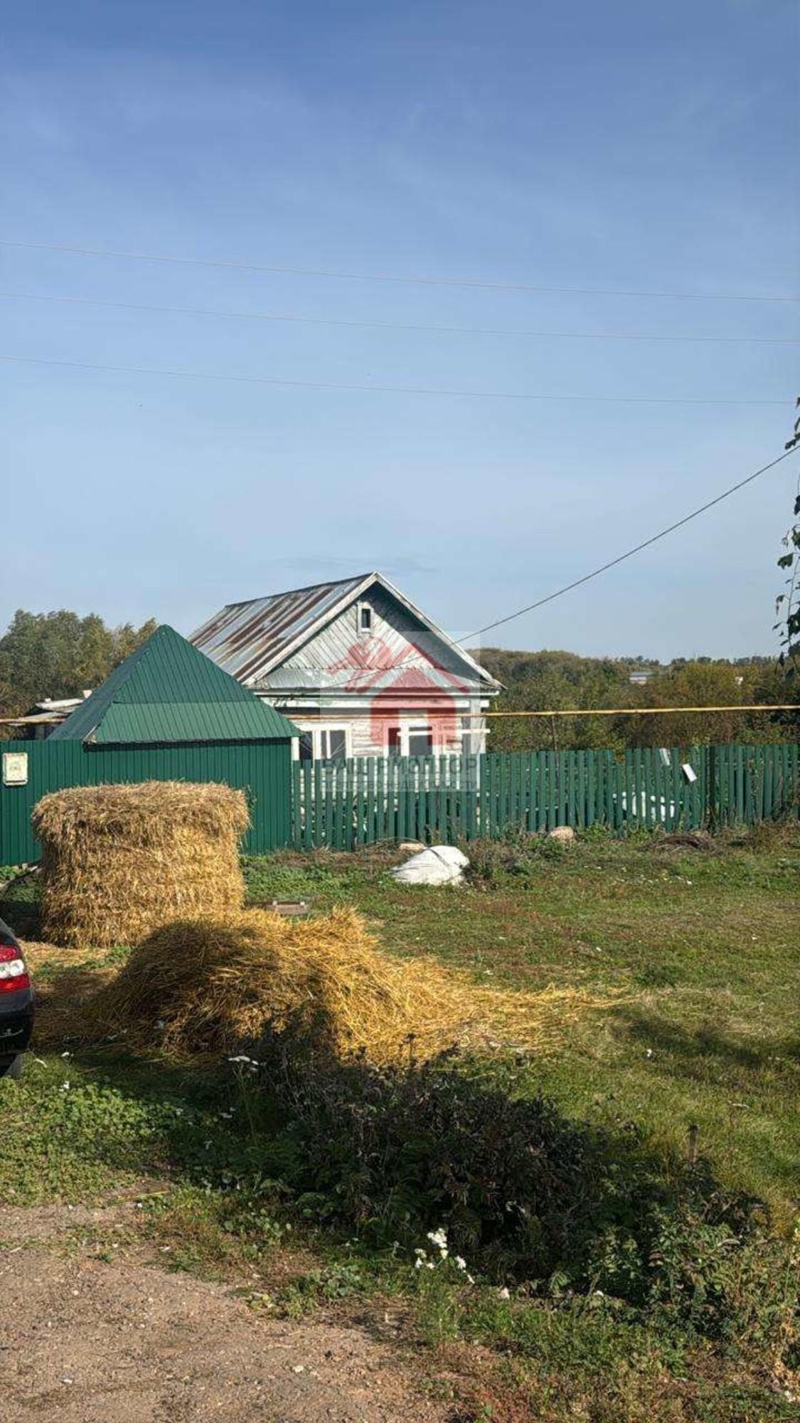 Купить дачу, дом, коттедж за 700 000 рублей на Полевая улица, 11