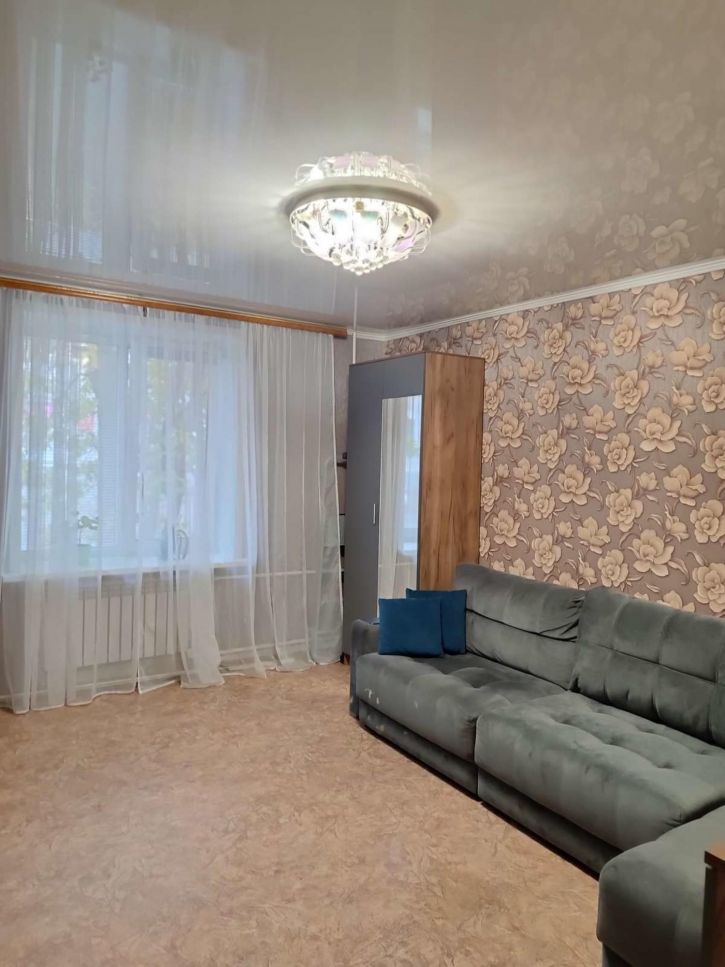 2-комн квартира Суворова улица, 41