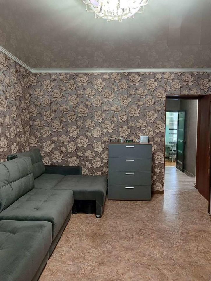 2-комн квартира Суворова улица, 41