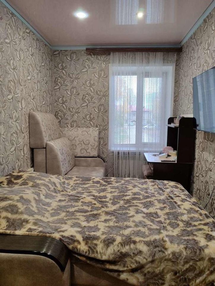 2-комн квартира Суворова улица, 41