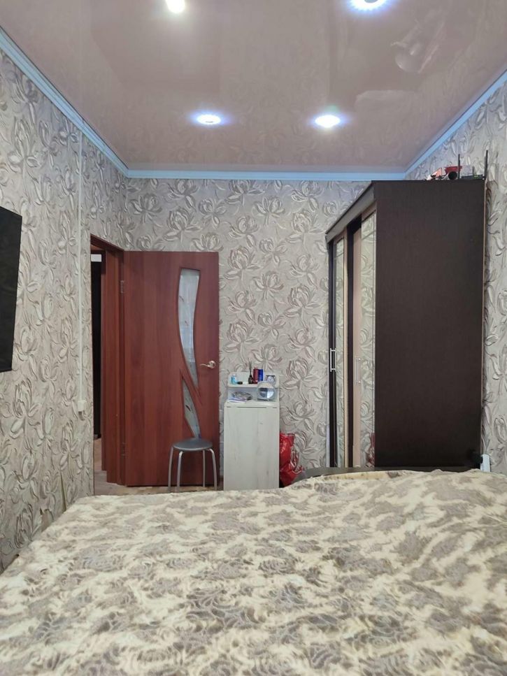 2-комн квартира Суворова улица, 41