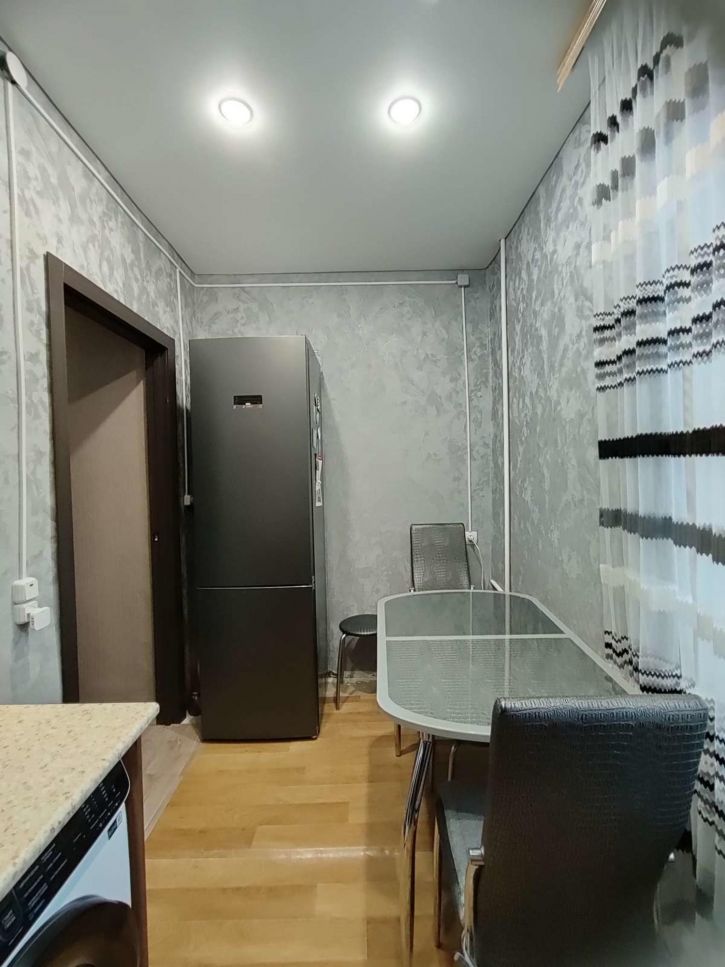 2-комн квартира Суворова улица, 41