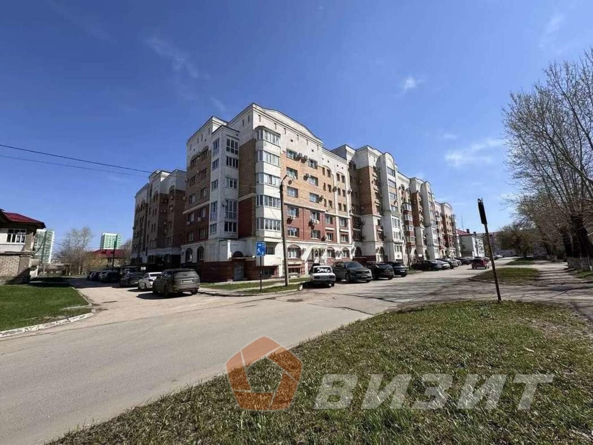 Купить торговое помещение за 66 000 000 рублей на Советская улица, 5