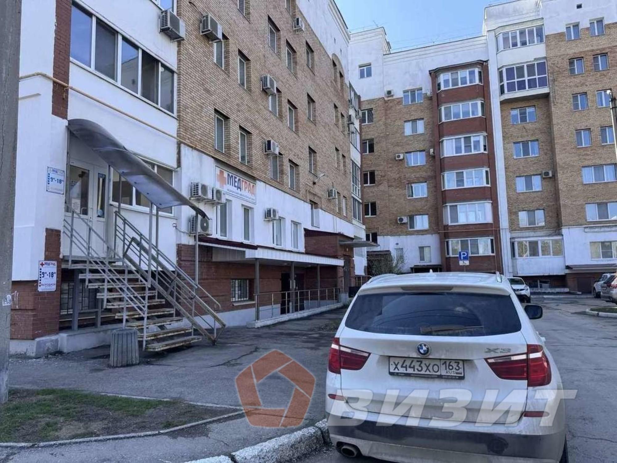 Купить торговое помещение за 66 000 000 рублей на Советская улица, 5