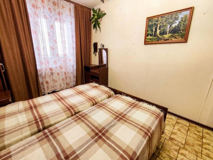 3-комн квартира Свердлова улица, 2