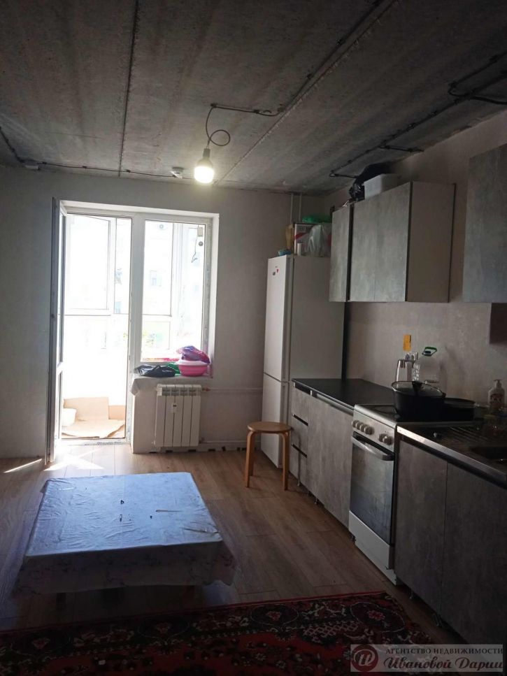 3-комн квартира улица Нестора Постникова, 6