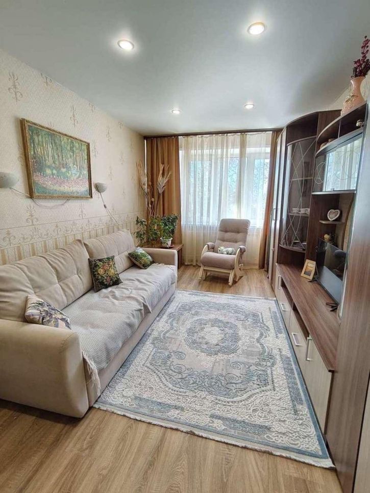 2-комн квартира Песочная улица, 7
