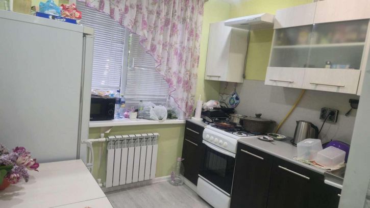 1-комн квартира Строительная улица, 4