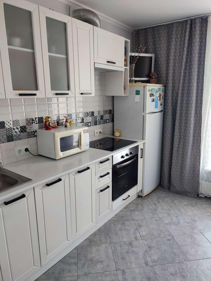 2-комн квартира улица Нестора Постникова, 2