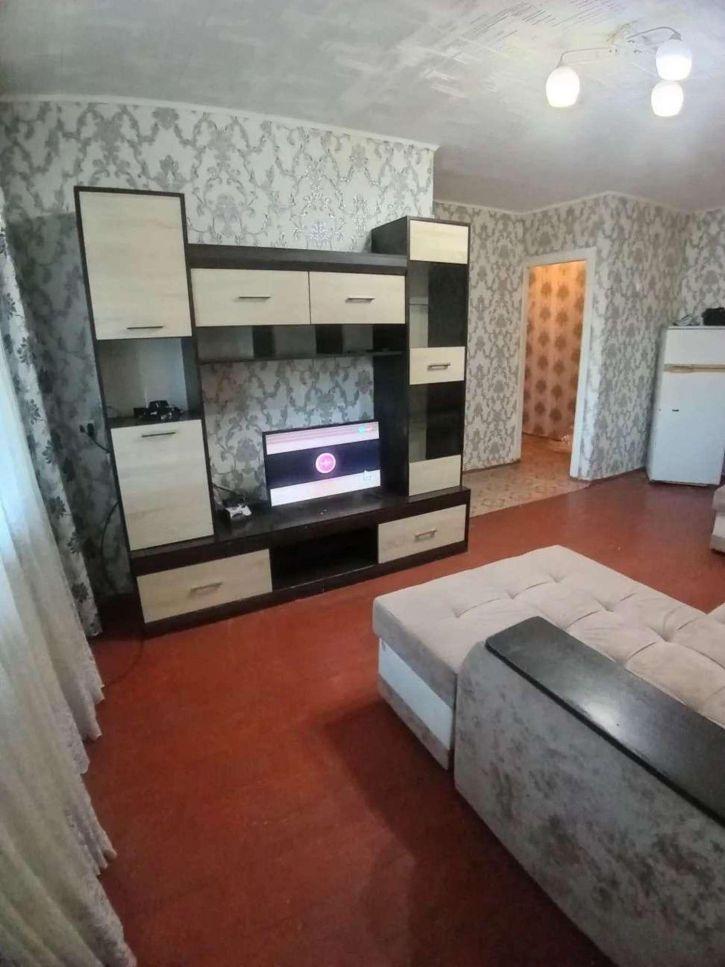 2-комн квартира Расковой улица, 75