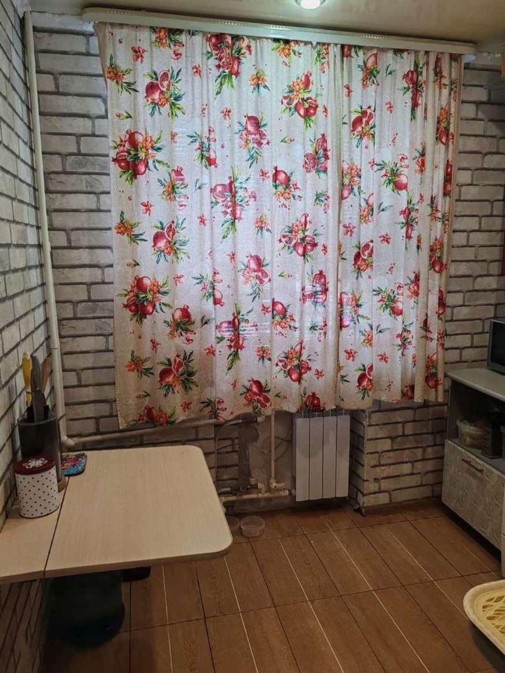 3-комн квартира Калинина улица, 13