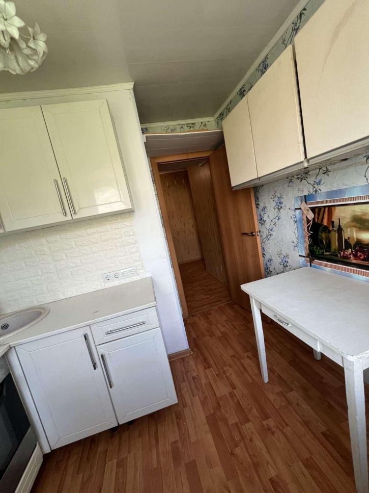 3-комн квартира улица П. Морозова, 2