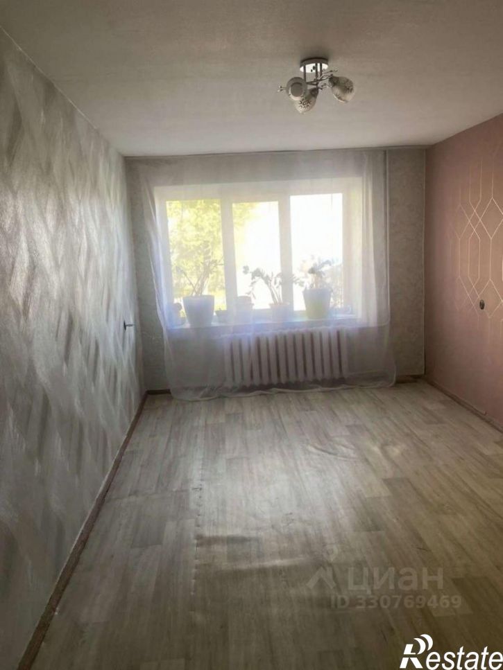 3-комн квартира улица Крымская,дом 1