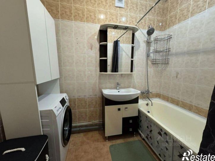2-комн квартира ул Чернышевского, 1,  д. 1