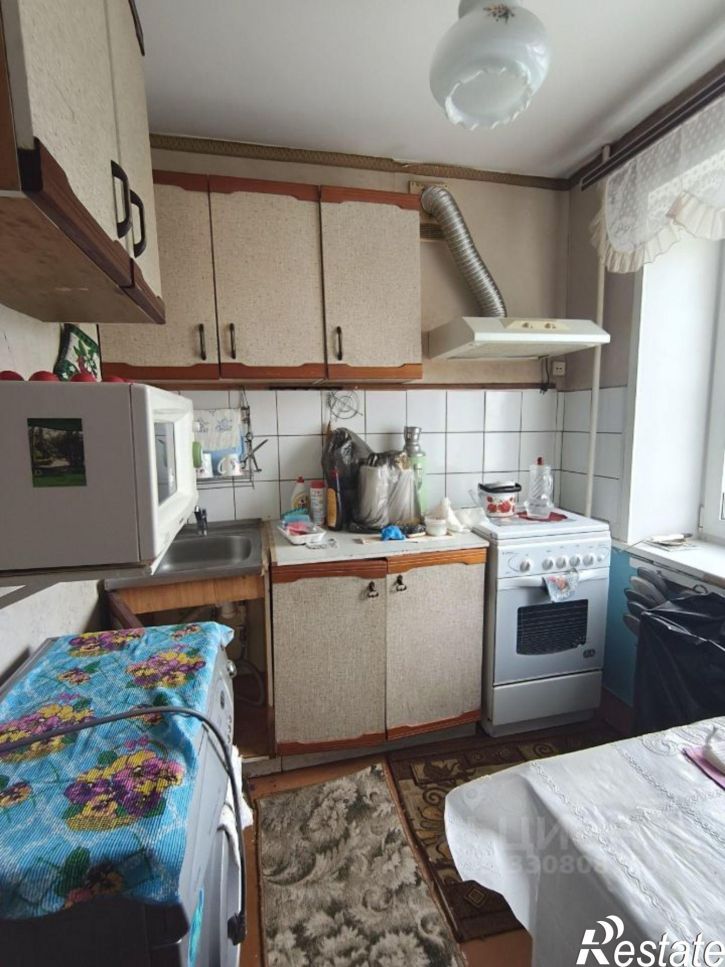3-комн квартира улица Баныкина, 2,  д. 2