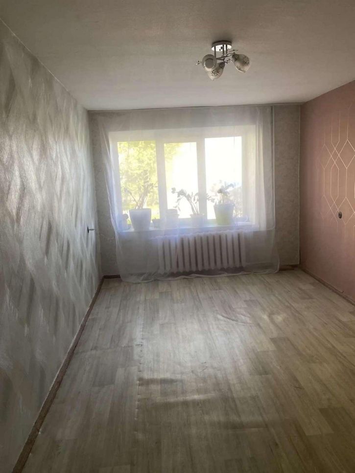 3-комн квартира Крымская улица, 1