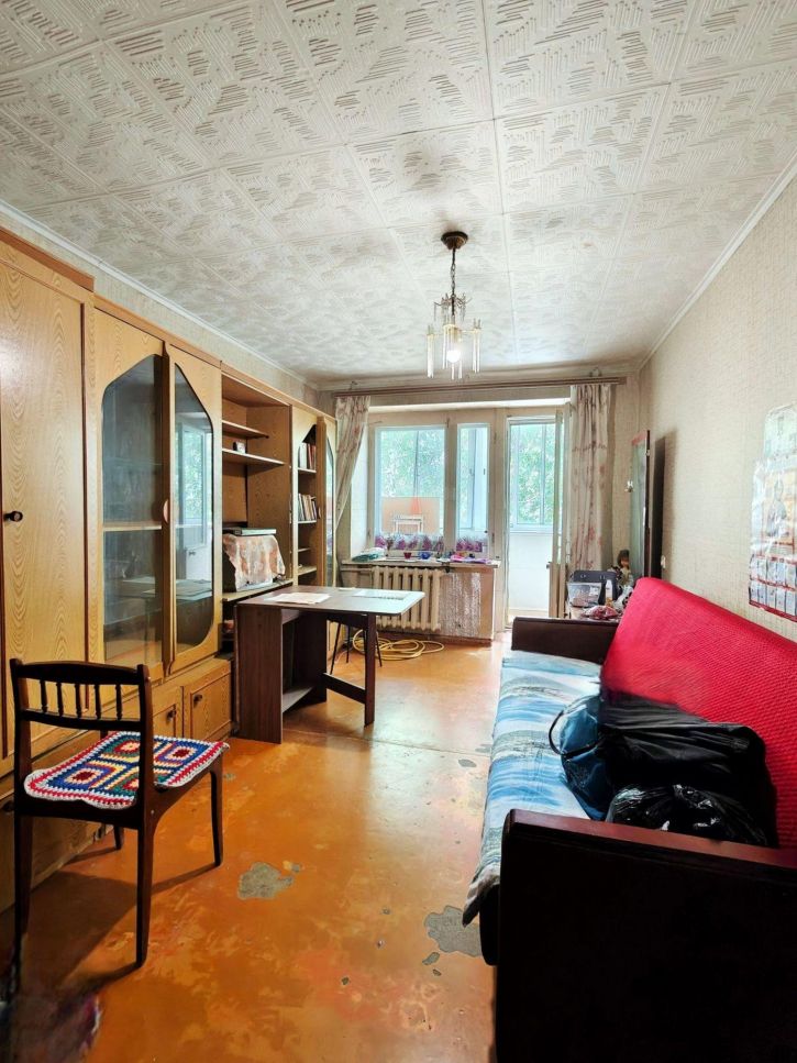 2-комн квартира Коммунаров ул, 15,47