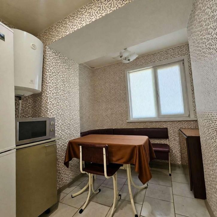 2-комн квартира Мира, 31