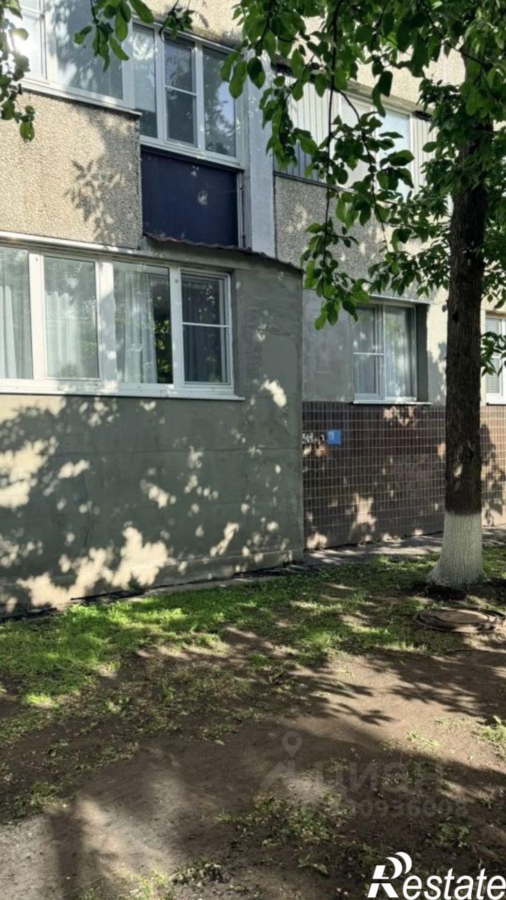 2-комн квартира Революционная улица, 50,  д. 50