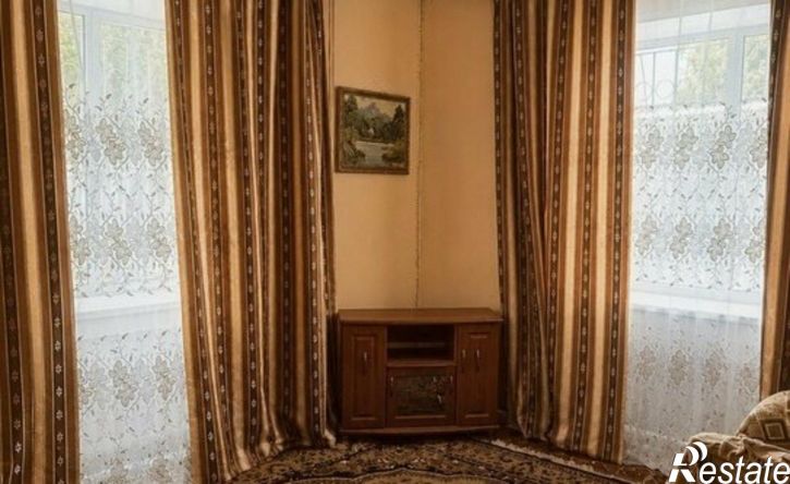 4-комн квартира Полевая улица, 35,  д. 35