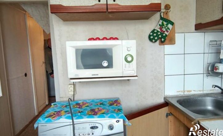 3-комн квартира улица Баныкина, 2,  д. 2
