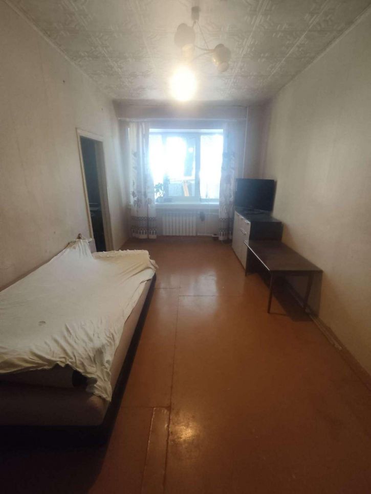 2-комн квартира Победы улица, 81