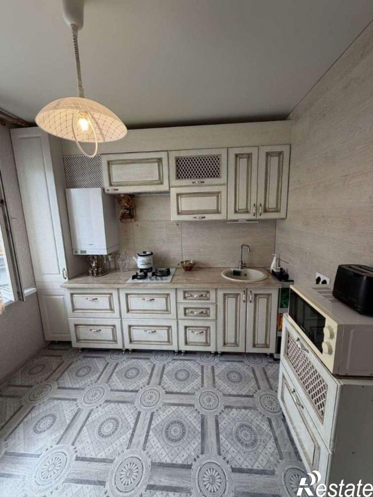 2-комн квартира ул митрополита Мануила Лемешевского, 17,  д. 17