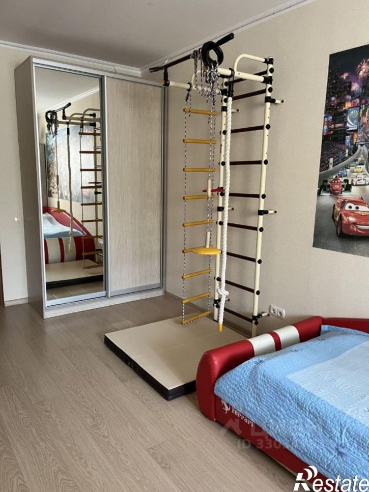 3-комн квартира улица Автостроителей, 84А,  д. 84А