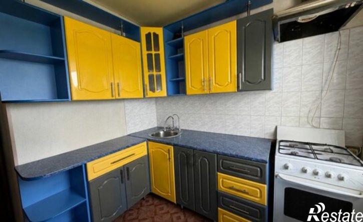 1-комн квартира Строительная улица, 12,  д. 12