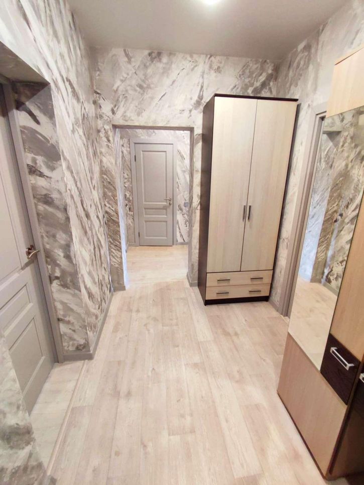3-комн квартира Успенского улица, 8