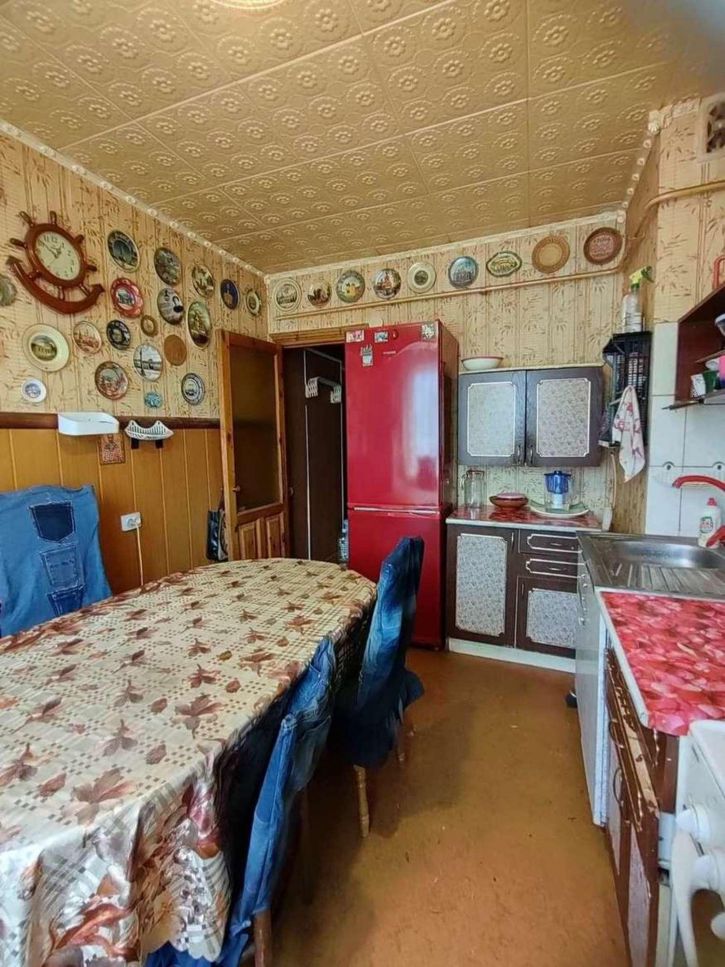 2-комн квартира Коммунистическая улица, 2